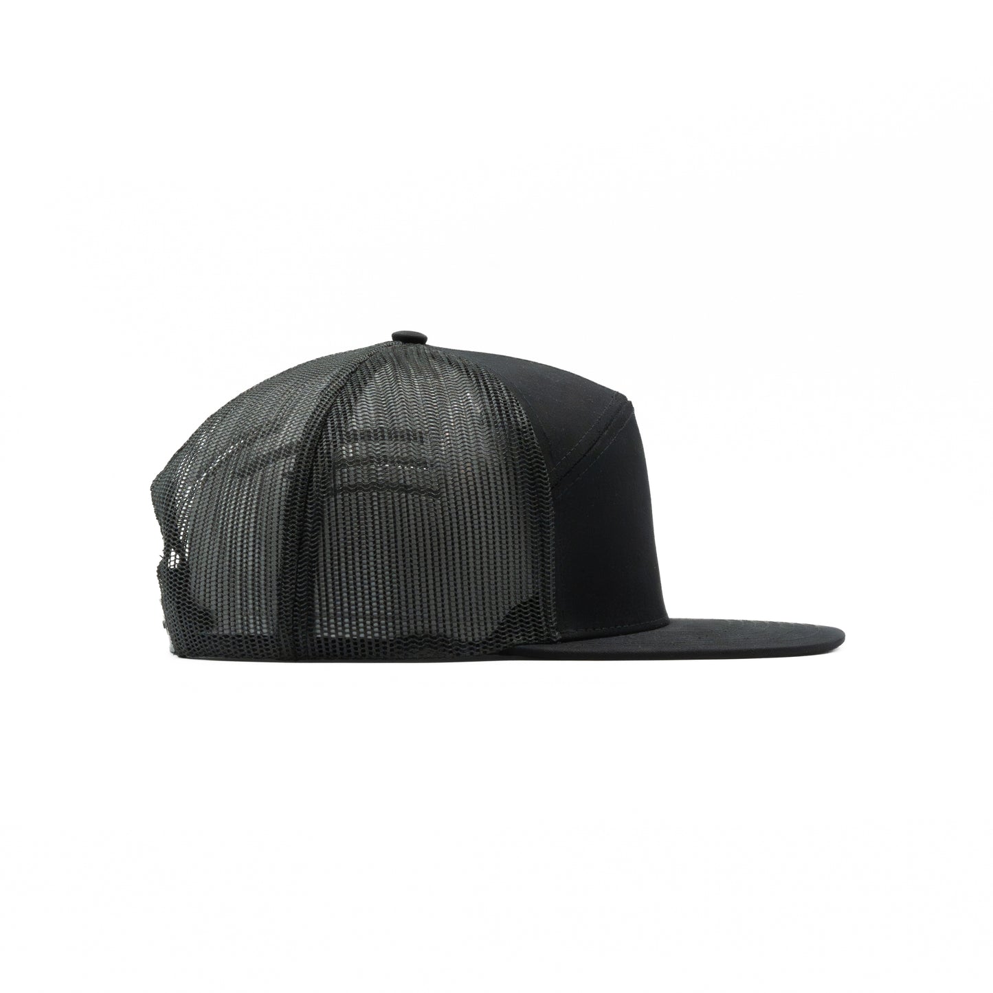 635 - 7 Panel Mesh Trucker