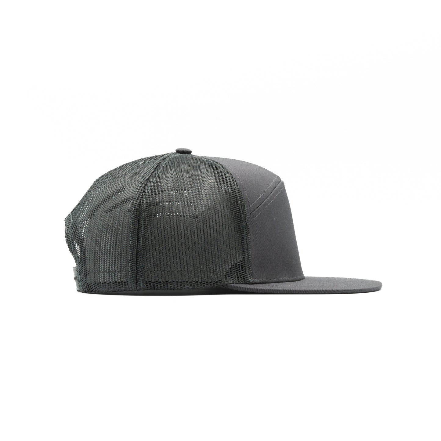 635 - 7 Panel Mesh Trucker